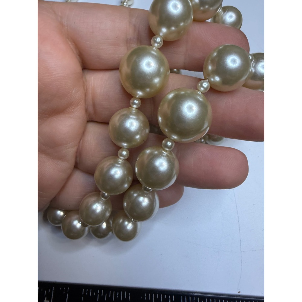 Double Strand Graduated Faux Pearl Necklace Cream Silver Tone Box Clasp 17in